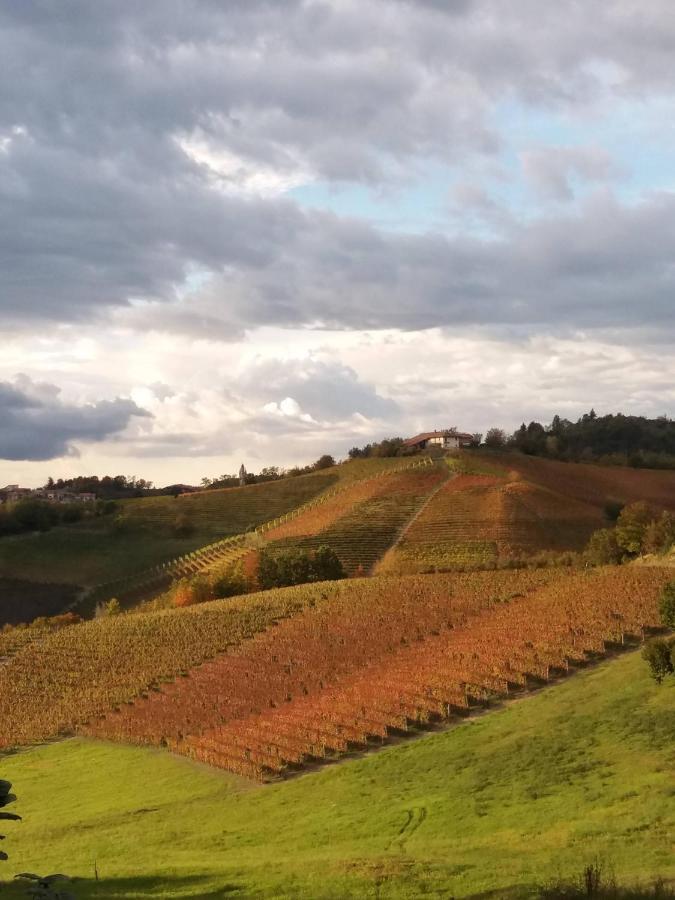 Monforte dʼAlba B&B Sant'Anna 21 المظهر الخارجي الصورة